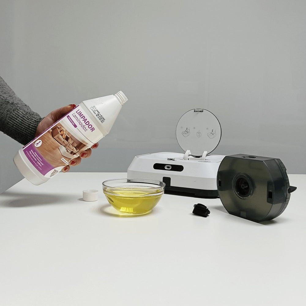 Solução de Limpeza Para Pisos Laminados - 1 Litro